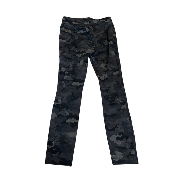 Cabi ATC Camo Leggings • Small • Excellent Condition - Picture 5 of 7